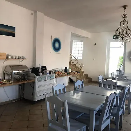 Pod Roza 3* ウェバ