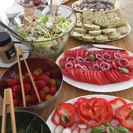 ベッド・アンド・ブレックファスト Pod Roza