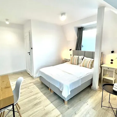 ベッド・アンド・ブレックファスト Pod Roza 3*