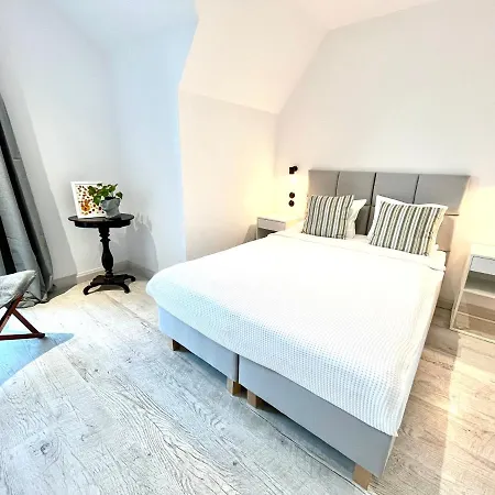 ベッド・アンド・ブレックファスト Pod Roza