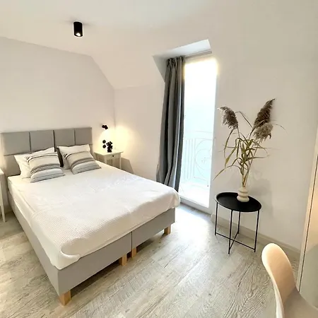 Pod Różą Bed and breakfast *