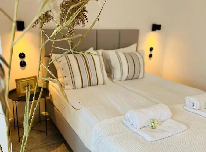 Pod Różą Nocleg ze śniadaniem